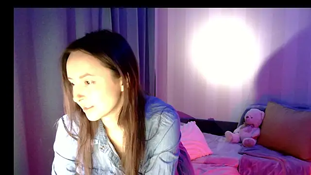 LilyXSky online show from December 10, 12:49 pm