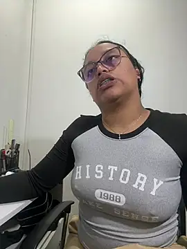 angela angels  online show from March 15, 4:35 am