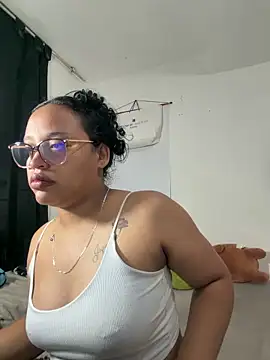 angela angels  online show from April 4, 10:02 am