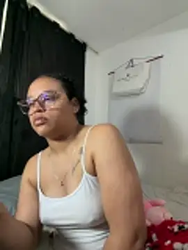 Snapshot of angela_angels_ chatting on May 30, 1:08 pm angela angels online show from May 30, 1:08 pm
