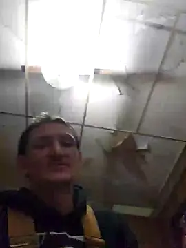 Snapshot of bigdickmunk chatting on December 14, 7:03 pm bigdickmunk online show from December 14, 7:03 pm