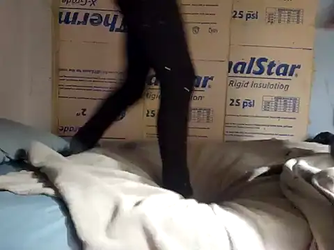 Snapshot of bigdickmunk chatting on February 14, 3:54 am bigdickmunk online show from February 14, 3:54 am