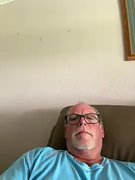 wildrocket02 online show from May 9, 3:17 pm