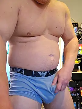 Snapshot of massivemax chatting on November 17, 11:05 am massivemax online show from November 17, 11:05 am