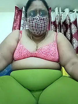 Snapshot of Pushpavathi_78 chatting on March 7, 2:12 pm Pushpavathi 78 online show from March 7, 2:12 pm