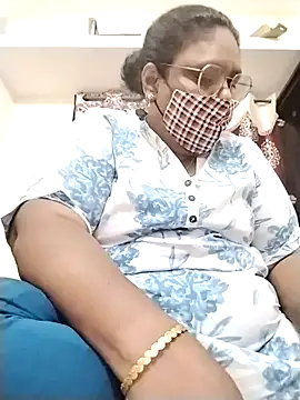 Snapshot of Pushpavathi_78 chatting on September 19, 12:39 pm Pushpavathi 78 online show from September 19, 12:39 pm