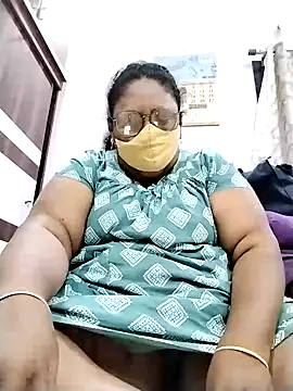 Snapshot of Pushpavathi_78 chatting on September 28, 5:29 pm Pushpavathi 78 online show from September 28, 5:29 pm