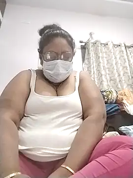 Snapshot of Pushpavathi_78 chatting on December 18, 7:09 pm Pushpavathi 78 online show from December 18, 7:09 pm