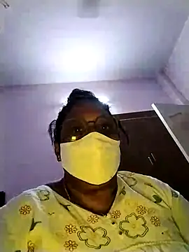 Snapshot of Pushpavathi_78 chatting on February 25, 1:21 pm Pushpavathi 78 online show from February 25, 1:21 pm