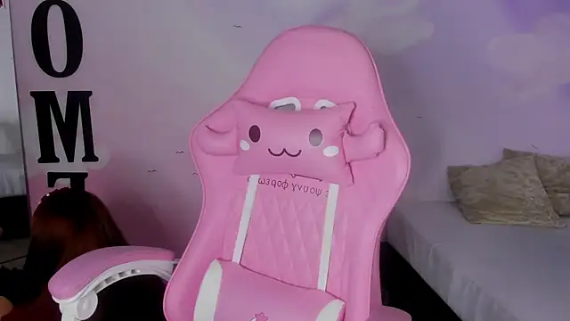 carolayrosse online show from March 1, 1:22 am