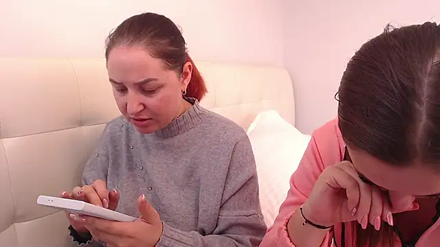 Amy--Samy online show from February 18, 1:11 pm