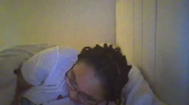 Snapshot of vanilla_chocolate23 chatting on January 4, 11:38 pm vanilla chocolate23 online show from January 4, 11:38 pm