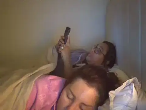 Snapshot of vanilla_chocolate23 chatting on January 18, 9:34 pm vanilla chocolate23 online show from January 18, 9:34 pm