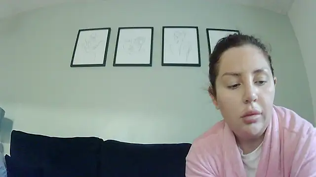 Snapshot of vanilla_chocolate23 chatting on January 19, 10:50 am vanilla chocolate23 online show from January 19, 10:50 am