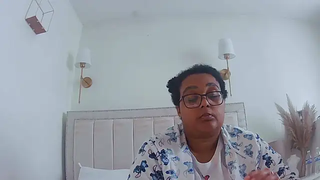 Snapshot of vanilla_chocolate23 chatting on September 12, 3:34 pm vanilla chocolate23 online show from September 12, 3:34 pm
