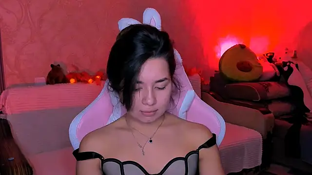 Snapshot of Swee_Alicee chatting on September 17, 6:42 pm Swee Alicee online show from September 17, 6:42 pm