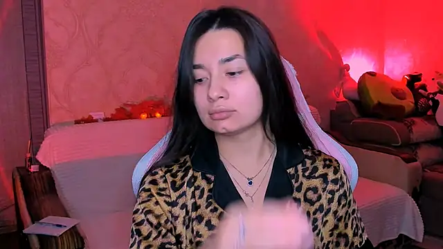 Snapshot of Swee_Alicee chatting on October 6, 7:55 pm Swee Alicee online show from October 6, 7:55 pm