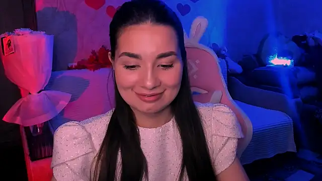 Swee Alicee online show from February 13, 7:32 pm