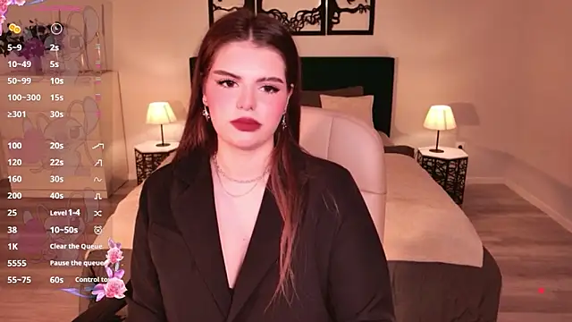 AdeliaKiss online show from April 2, 3:26 am