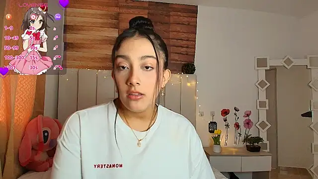 Snapshot of Alyssapark chatting on June 16, 7:27 pm Alyssapark online show from June 16, 7:27 pm