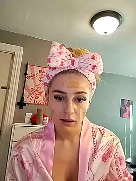 lexybabyxo online show from January 19, 2:10 pm