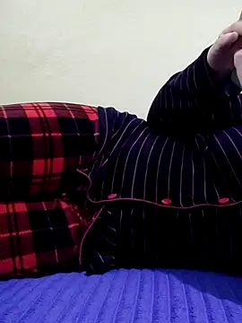 Snapshot of 3ahhd chatting on March 8, 2:01 am 3ahhd online show from March 8, 2:01 am