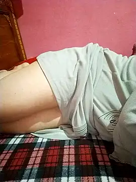 Snapshot of 3ahhd chatting on October 31, 7:15 pm 3ahhd online show from October 31, 7:15 pm