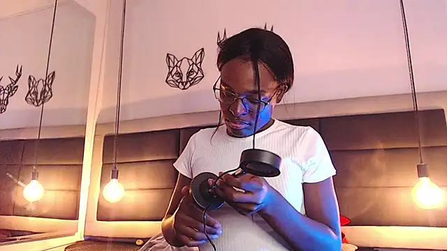 candy lovee69 online show from March 27, 6:18 pm