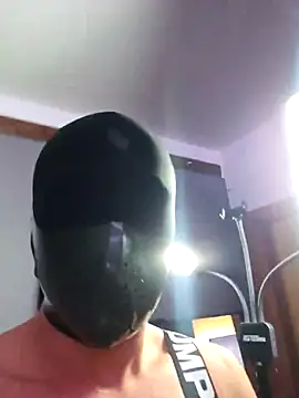 Snapshot of manforhotfun chatting on September 18, 12:12 am manforhotfun online show from September 18, 12:12 am