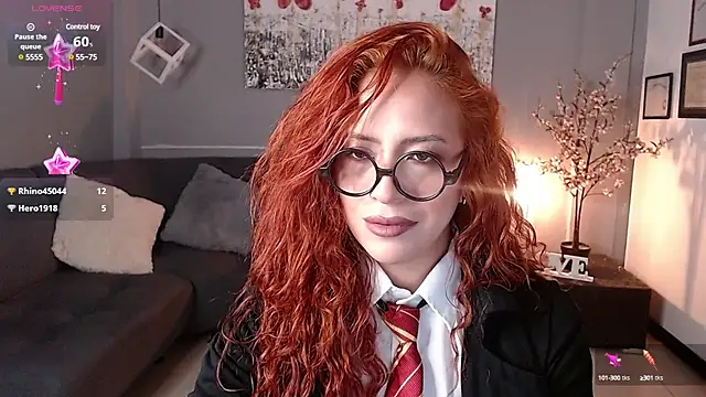 Snapshot of sahra_taylor_ chatting on January 22, 5:49 pm sahra taylor online show from January 22, 5:49 pm