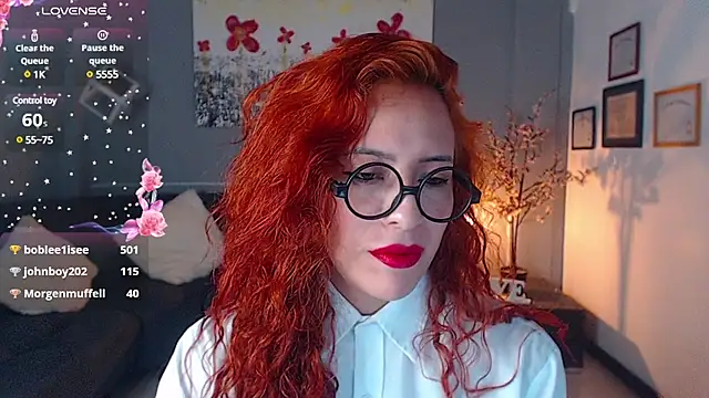 Snapshot of sahra_taylor_ chatting on January 27, 8:28 pm sahra taylor online show from January 27, 8:28 pm