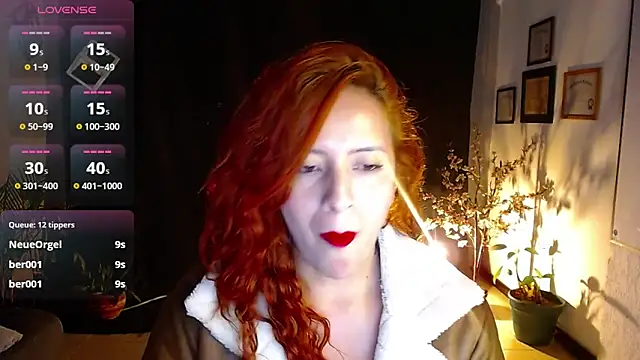 Snapshot of sahra_taylor_ chatting on February 12, 5:16 pm sahra taylor online show from February 12, 5:16 pm