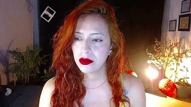 Snapshot of sahra_taylor_ chatting on February 15, 3:50 pm sahra taylor online show from February 15, 3:50 pm