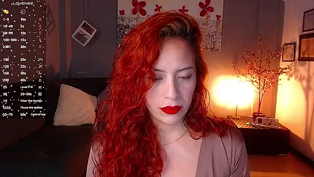 Snapshot of sahra_taylor_ chatting on March 18, 2:04 pm sahra taylor online show from March 18, 2:04 pm