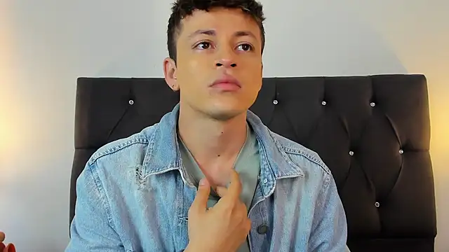 Angel Cuervo online show from January 12, 1:16 pm