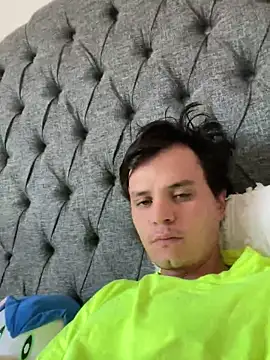 Snapshot of stevego94 chatting on December 11, 8:07 pm stevego94 online show from December 11, 8:07 pm