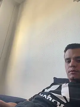 Snapshot of stevego94 chatting on January 21, 7:50 pm stevego94 online show from January 21, 7:50 pm