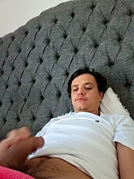 Snapshot of stevego94 chatting on October 25, 5:40 pm stevego94 online show from October 25, 5:40 pm