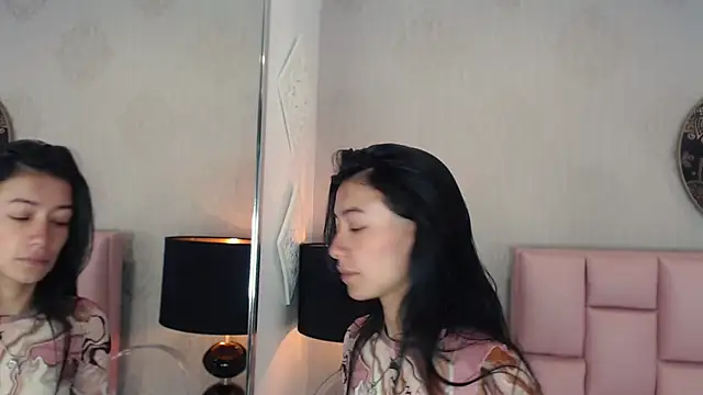 Snapshot of Zoe_Vixen chatting on February 11, 12:16 pm Zoe Vixen online show from February 11, 12:16 pm