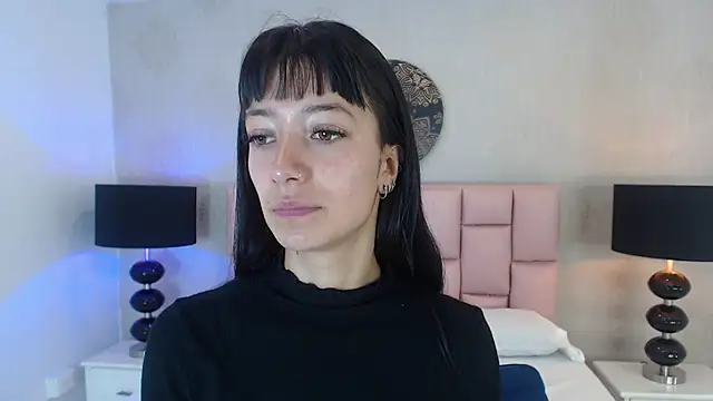 Snapshot of Zoe_Vixen chatting on February 21, 12:06 pm Zoe Vixen online show from February 21, 12:06 pm