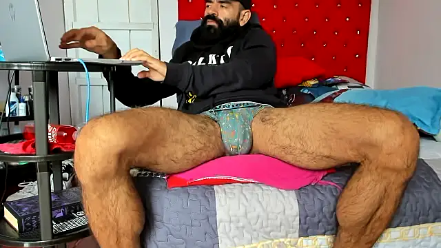 Chriss evanss  online show from December 21, 2:24 pm