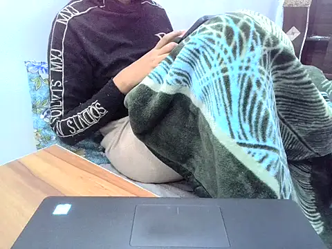 Snapshot of DOLL_CUTY chatting on December 4, 3:54 pm DOLL CUTY online show from December 4, 3:54 pm