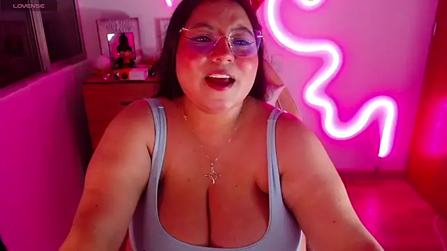 Rebeca charme21 online show from December 28, 6:06 am