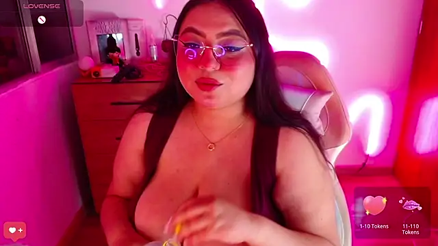 Rebeca charme21 online show from February 14, 3:43 am