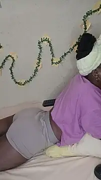 Snapshot of FreakySag_8888 chatting on November 8, 3:18 am FreakySag 8888 online show from November 8, 3:18 am