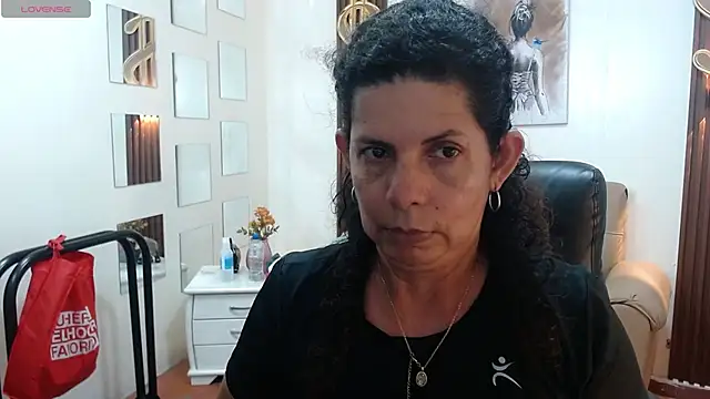 Snapshot of sila_bolum chatting on May 16, 4:28 pm sila bolum online show from May 16, 4:28 pm