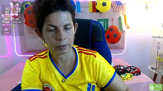 Snapshot of sila_bolum chatting on July 7, 4:33 pm sila bolum online show from July 7, 4:33 pm