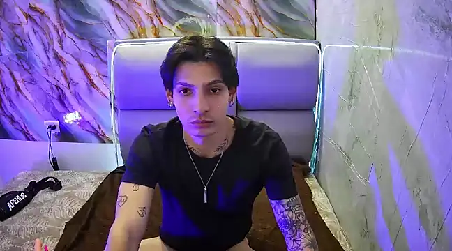 Apolo Hidalgo01 online show from February 2, 4:11 pm