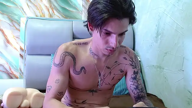 Apolo Hidalgo01 online show from February 23, 5:39 pm