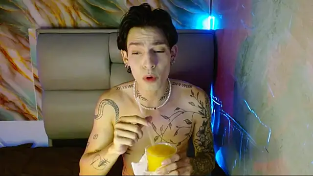 Apolo Hidalgo01 online show from September 14, 7:02 pm